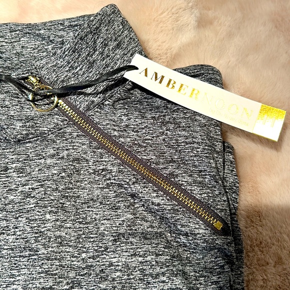 AMBERNOON II UPF Protective Shirt - Picture 3 of 8